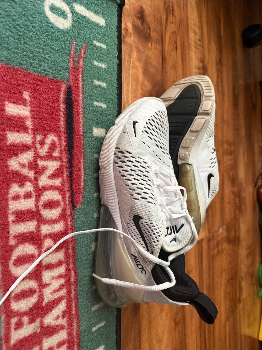 Nike White Black Air Max 270 Lightweight Trainers